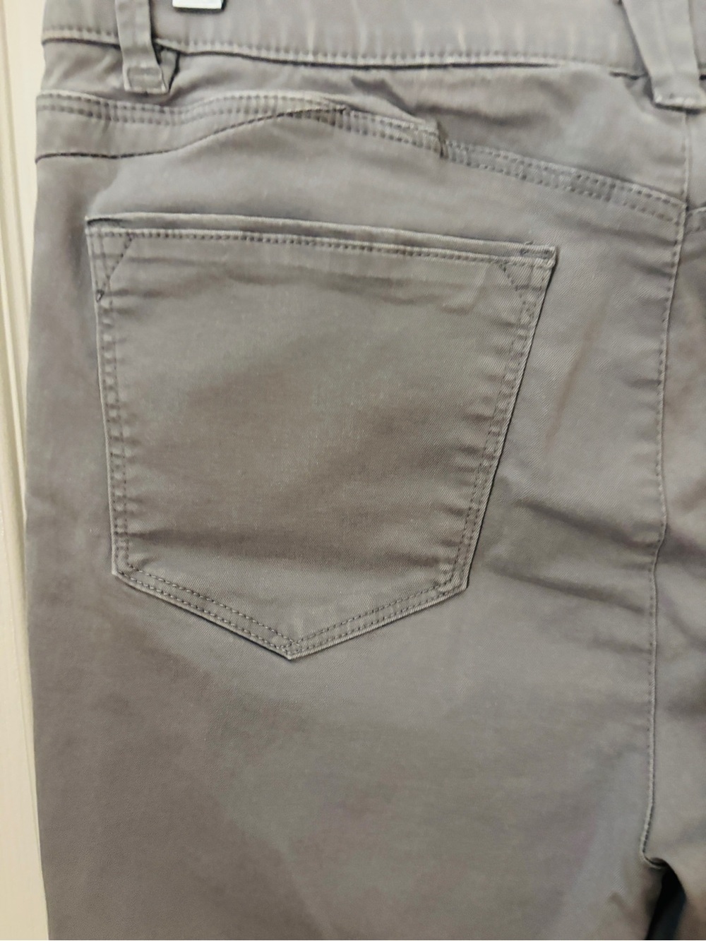 Wit & Wisdom Gray Straight-Leg Pants ~ Women’s Size 12 ~ Everyday Basic - Picture 5 of 5